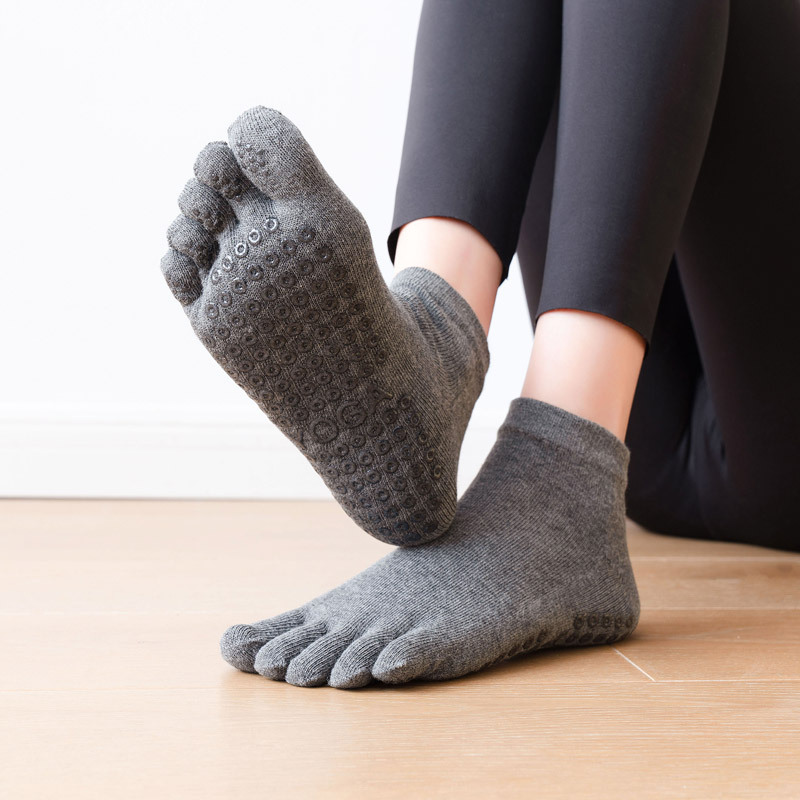 Anti-Slip Women Pilates Socks  - огляд і ціна No Show Sock Women