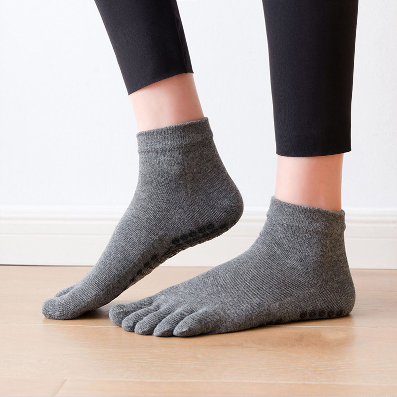 Anti-Slip Women Pilates Socks  - огляд і ціна No Show Sock Women